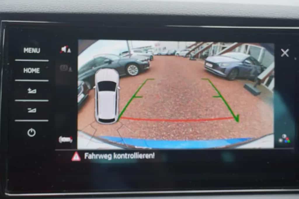 Skoda Karoq 1.5 TSI DSG Sportline LED Navi Panorama 07/2020-photo-22
