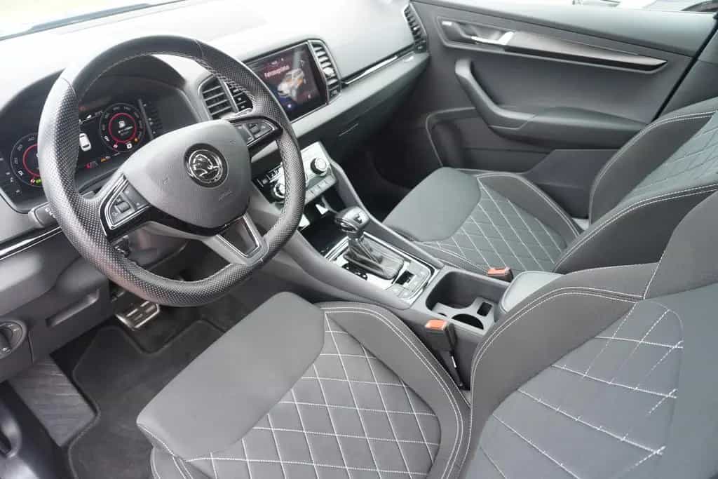 Skoda Karoq 1.5 TSI DSG Sportline LED Navi Panorama 07/2020-photo-8