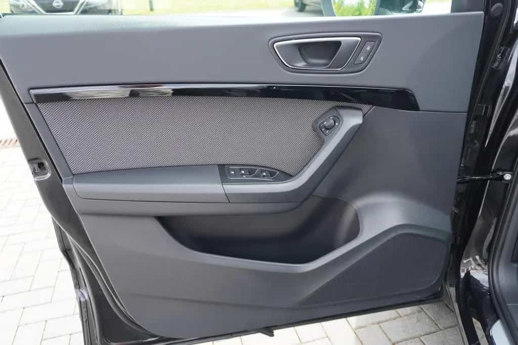 Seat Ateca 1.5 Xcellence 4Drive LED Navi AHK 360° DAB 02/2019-photo-21
