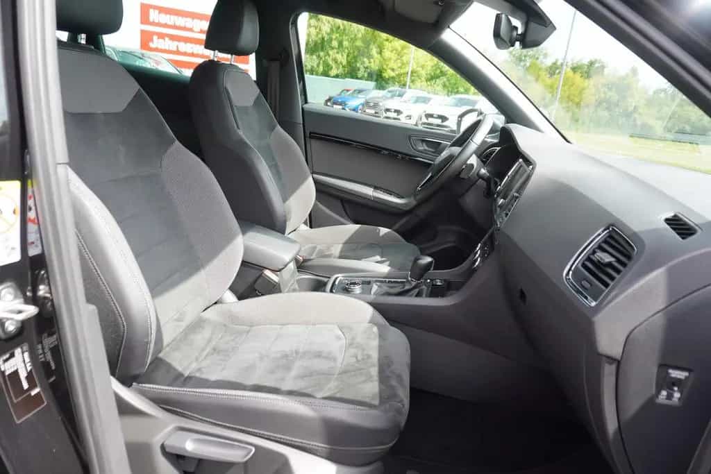 Seat Ateca 1.5 Xcellence 4Drive LED Navi AHK 360° DAB 02/2019-photo-35