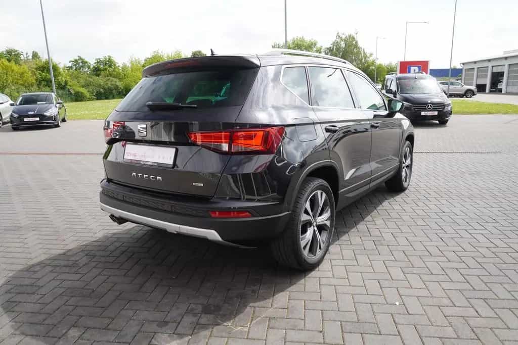 Seat Ateca 1.5 Xcellence 4Drive LED Navi AHK 360° DAB 02/2019-photo-4