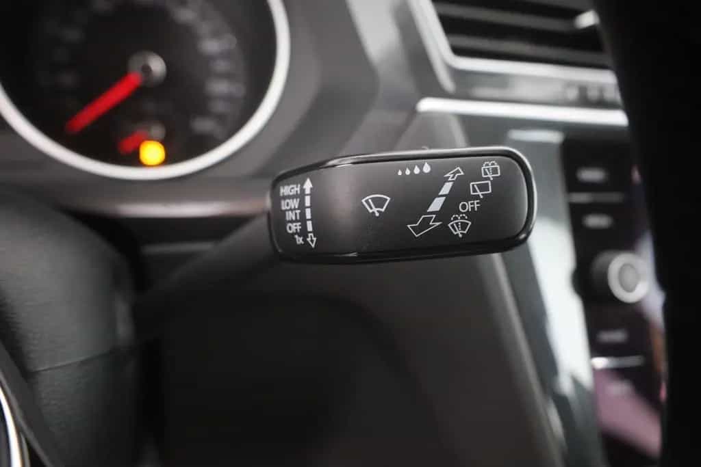 Volkswagen Tiguan 1.5 TSI LED Navi Sitzheizung Tempomat AHK 01/2019-photo-19