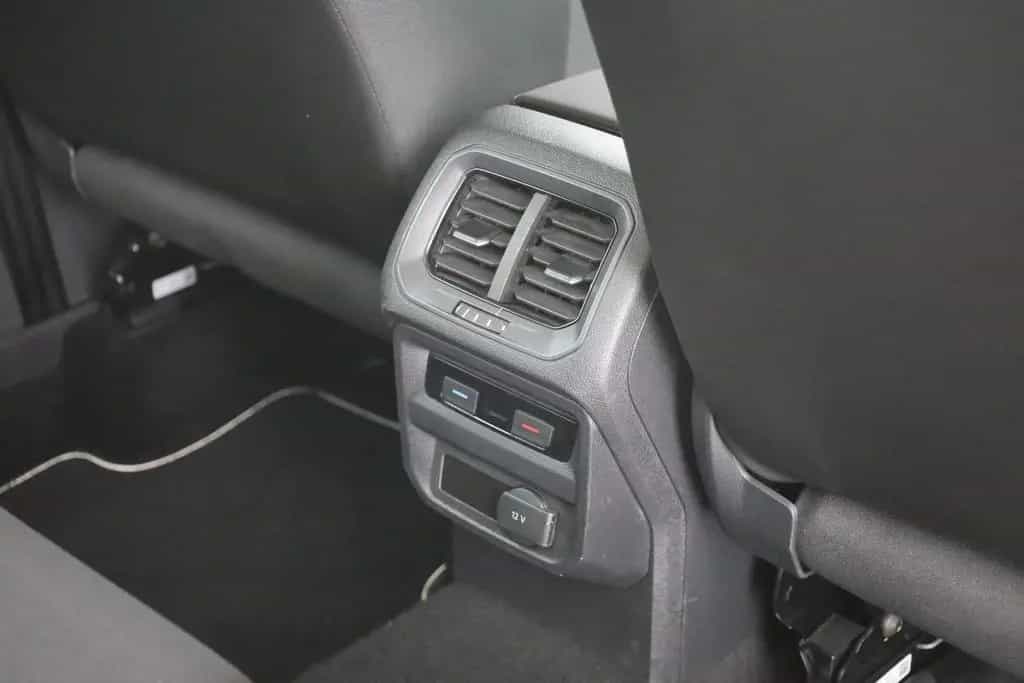 Volkswagen Tiguan 1.5 TSI LED Navi Sitzheizung Tempomat AHK 01/2019-photo-28