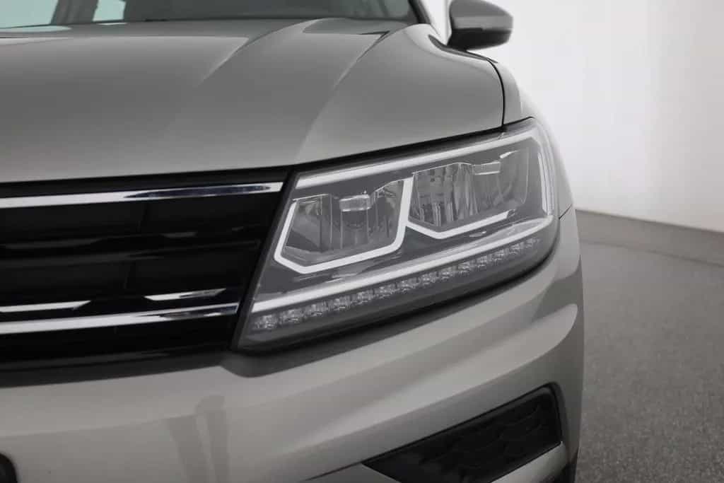 Volkswagen Tiguan 1.5 TSI LED Navi Sitzheizung Tempomat AHK 01/2019-photo-29
