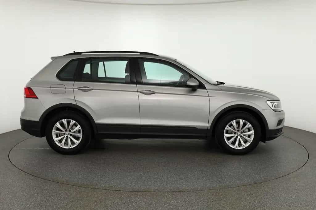 Volkswagen Tiguan 1.5 TSI LED Navi Sitzheizung Tempomat AHK 01/2019-photo-6