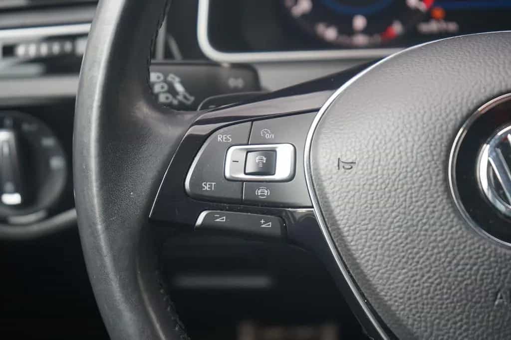 Volkswagen Golf VII 1.5 TSI IQ.DRIVE LED ACC Totwinkel 10/2019-photo-14