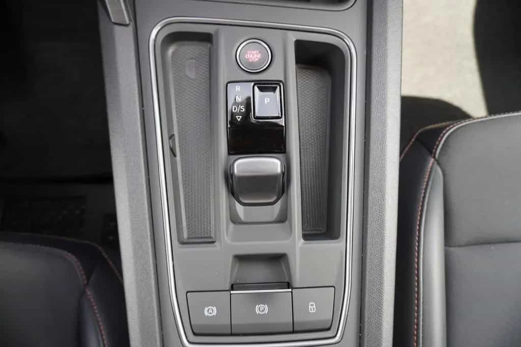Cupra Formentor 2.0 VZ ACC LED Navi AHK Beats Kamera 09/2022-photo-24