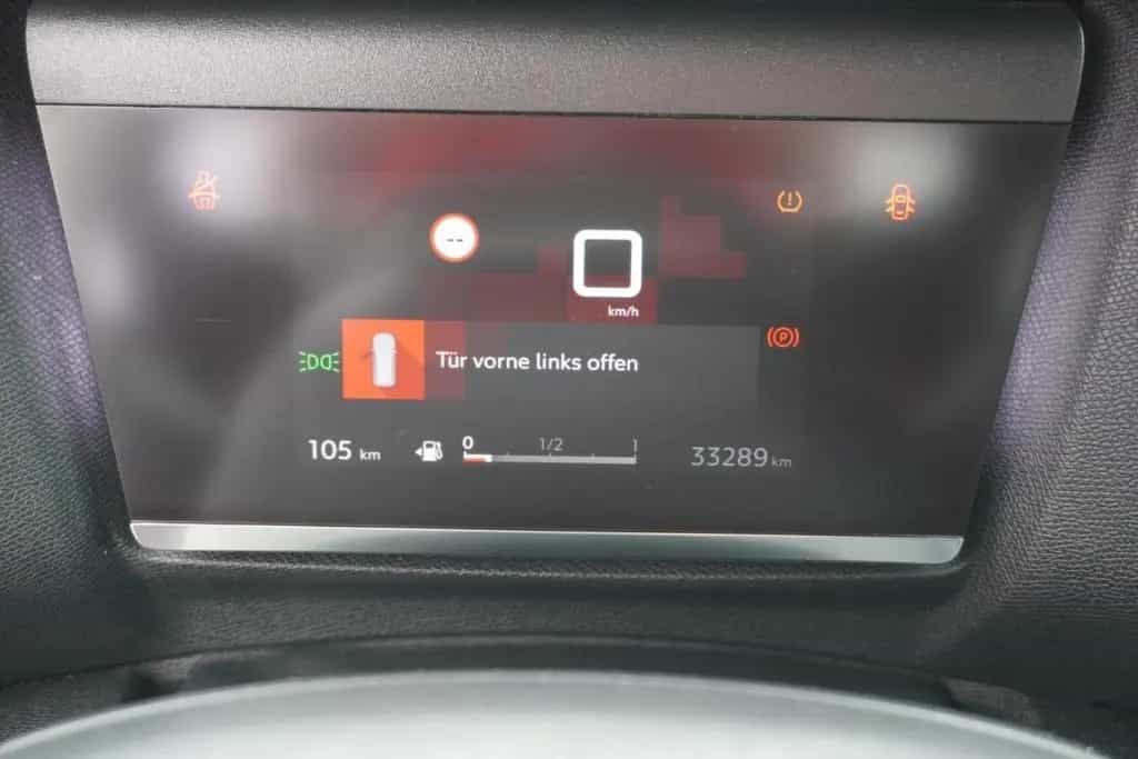 Citroën C4 1.2 e-THP Feel LED Android Apple Winterpaket 12/2021-photo-17