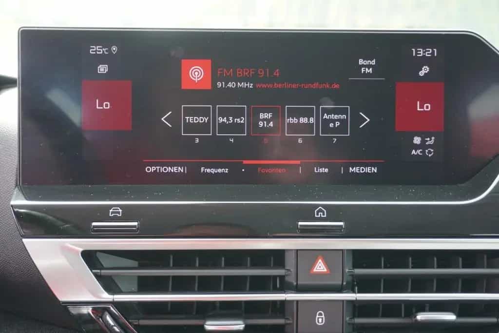 Citroën C4 1.2 e-THP Feel LED Android Apple Winterpaket 12/2021-photo-24