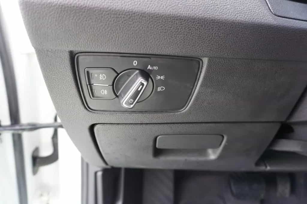 Volkswagen Passat Variant 1.8 TSI R-Line LED Navi ACC AHK 02/2017-photo-16