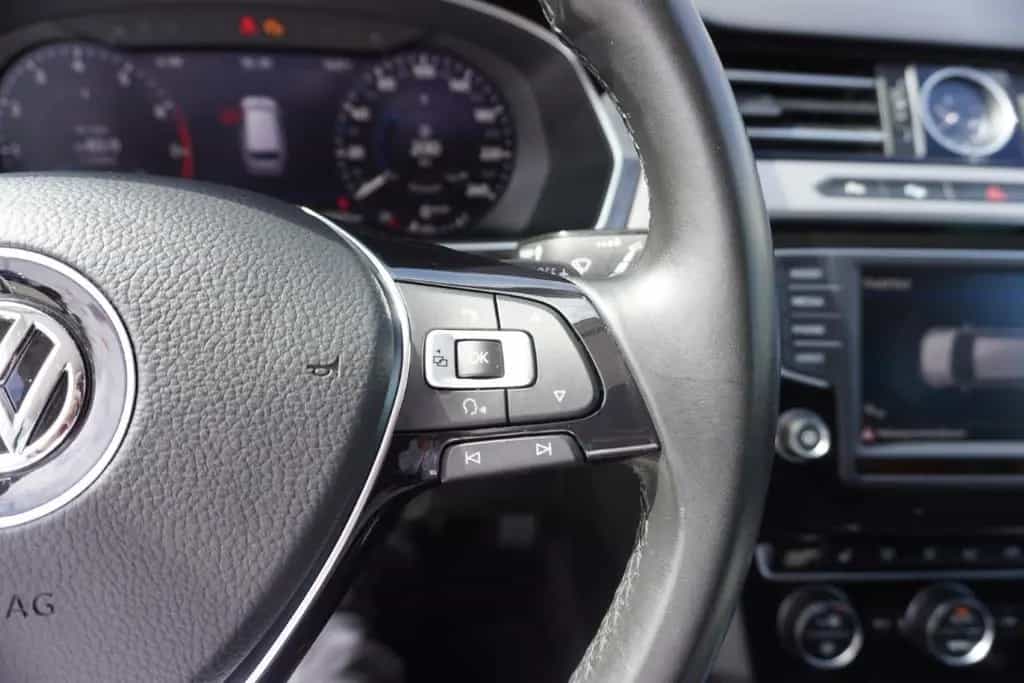 Volkswagen Passat Variant 1.8 TSI R-Line LED Navi ACC AHK 02/2017-photo-22