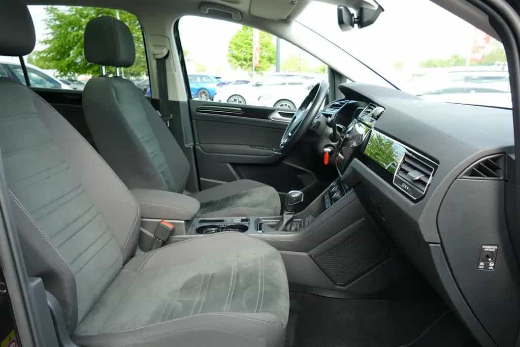 Volkswagen Touran 1.5TSI Highline LED Navi ACC Sitzheizung 03/2021-photo-22