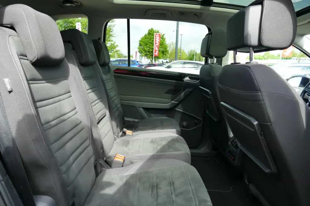 Volkswagen Touran 1.5TSI Highline LED Navi ACC Sitzheizung 03/2021-photo-23