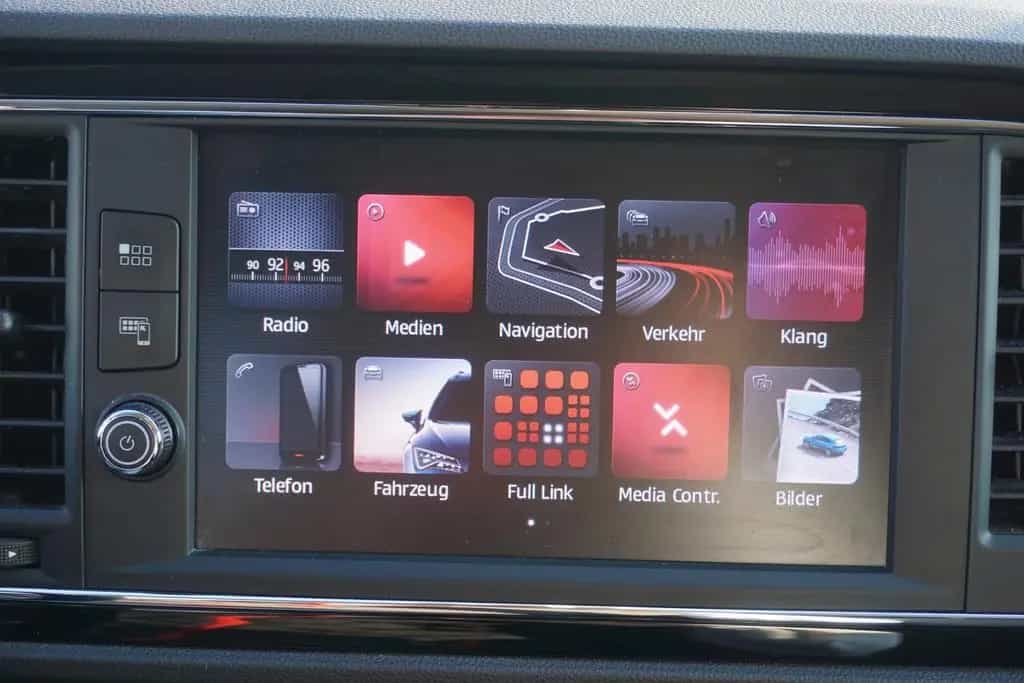 Seat Leon ST 1.5 FR LED ACC Navi Panorama Klimaaut. 03/2020-photo-13