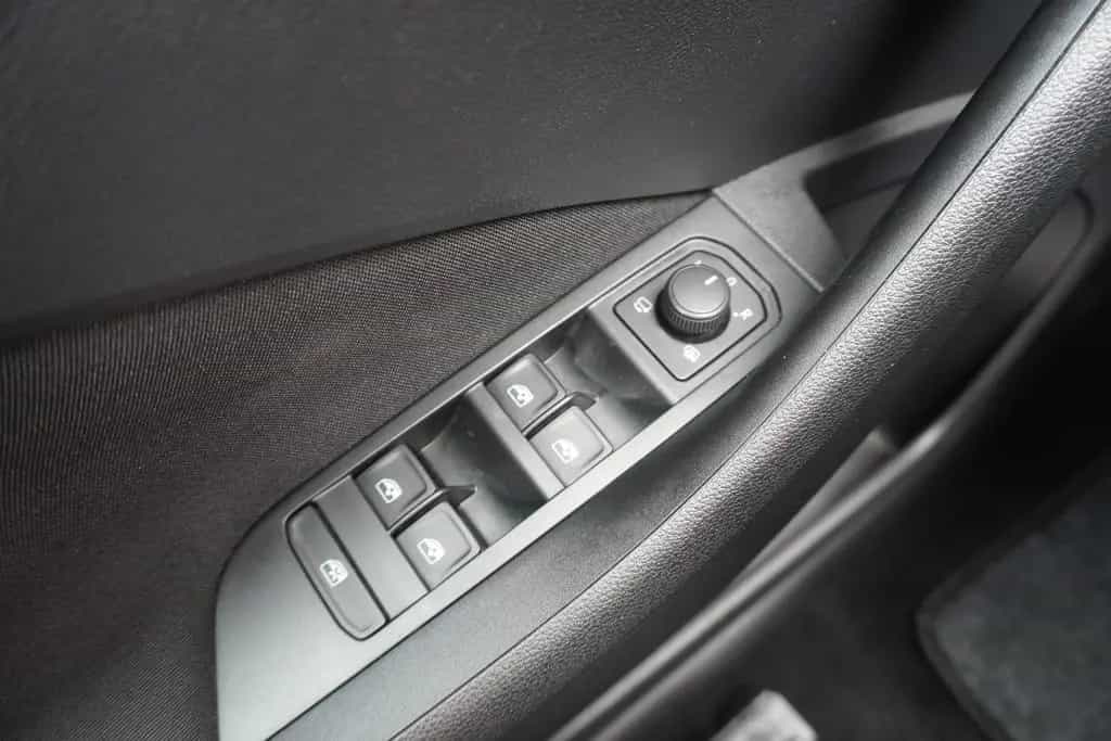 Skoda Kamiq 1.0 Clever LED Spurhalte Kamera Tempomat 02/2022-photo-16