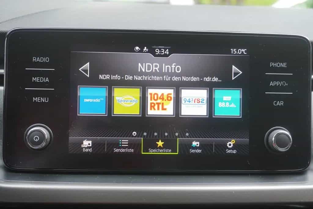 Skoda Kamiq 1.0 Clever LED Spurhalte Kamera Tempomat 02/2022-photo-23