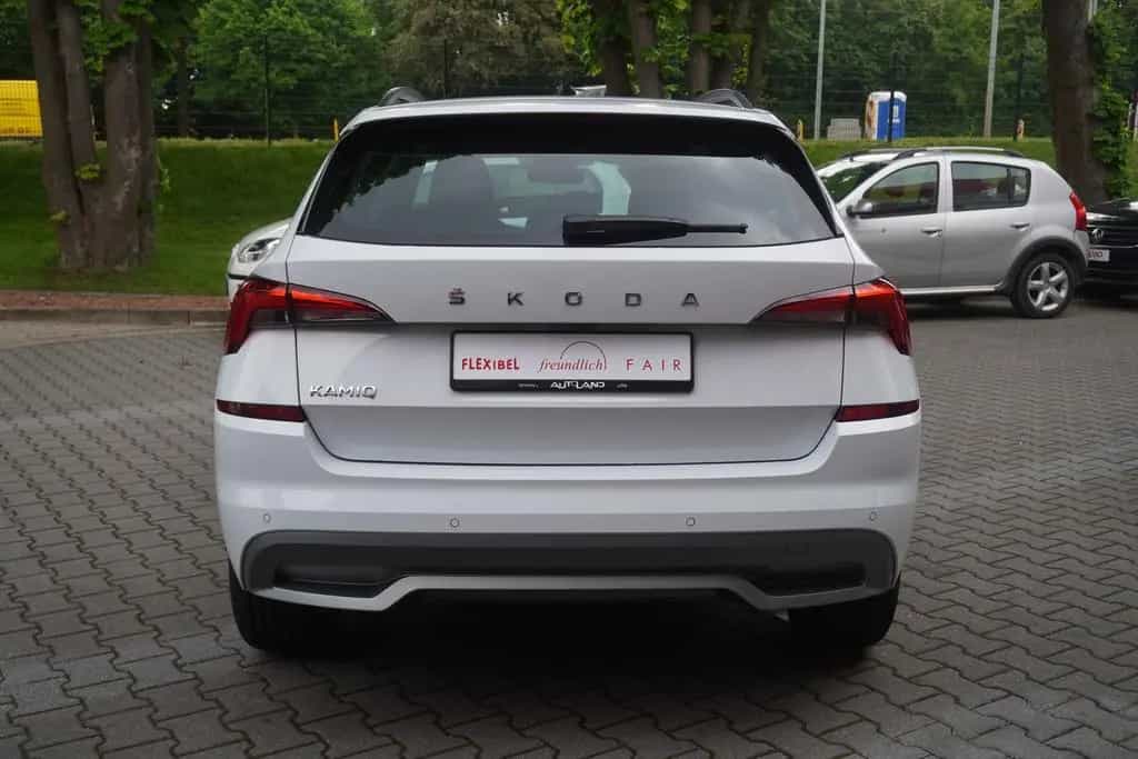 Skoda Kamiq 1.0 Clever LED Spurhalte Kamera Tempomat 02/2022-photo-6