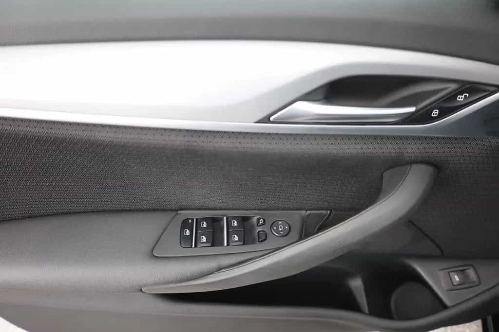 BMW 520 d Touring LED Kamera Navi ACC Sitzheizung 04/2019-photo-22