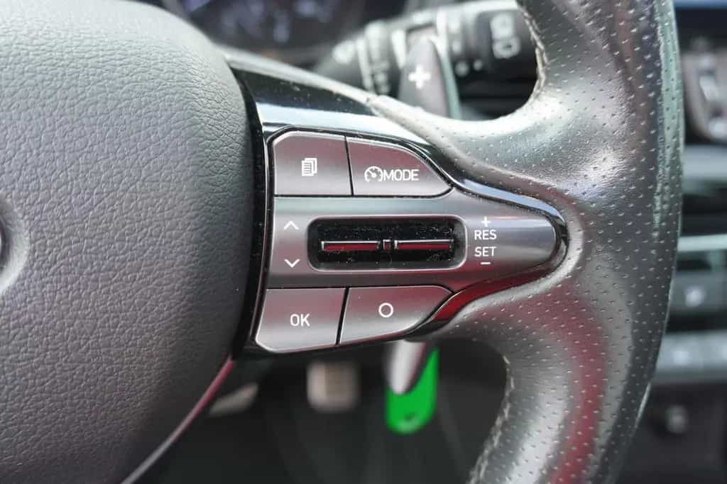 Hyundai i30 1.4 T-GDI N Line Panorama Kamera Sitzheizung 11/2018-photo-17