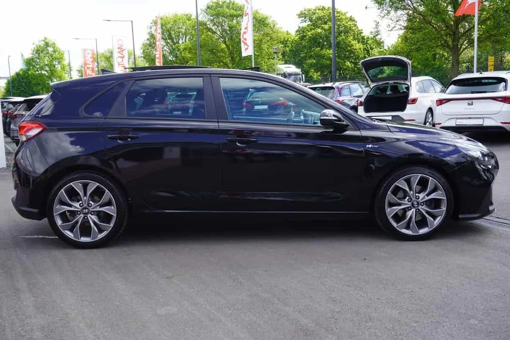 Hyundai i30 1.4 T-GDI N Line Panorama Kamera Sitzheizung 11/2018-photo-3