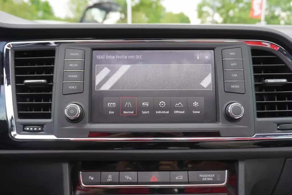 Seat Ateca 2.0 TSI FR 4Drive Standheizung Beats 360° 02/2019-photo-38