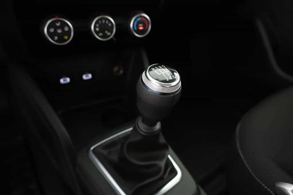 Dacia Duster II 1.3 TCe Comfort LED Sitzheizung Tempo 03/2023-photo-12