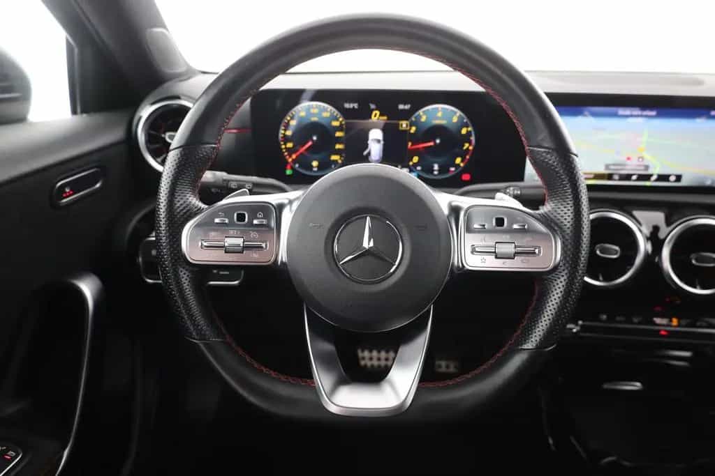 Mercedes-Benz A 35 AMG A35 AMG 4Matic LED Navi Alcantara AHK Kamera DAB 01/2021-photo-13