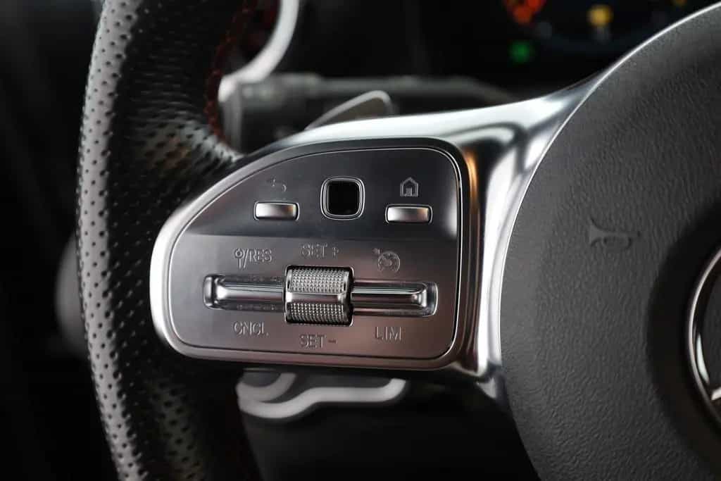 Mercedes-Benz A 35 AMG A35 AMG 4Matic LED Navi Alcantara AHK Kamera DAB 01/2021-photo-14
