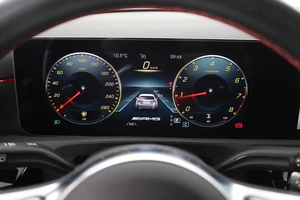 Mercedes-Benz A 35 AMG A35 AMG 4Matic LED Navi Alcantara AHK Kamera DAB 01/2021-photo-16