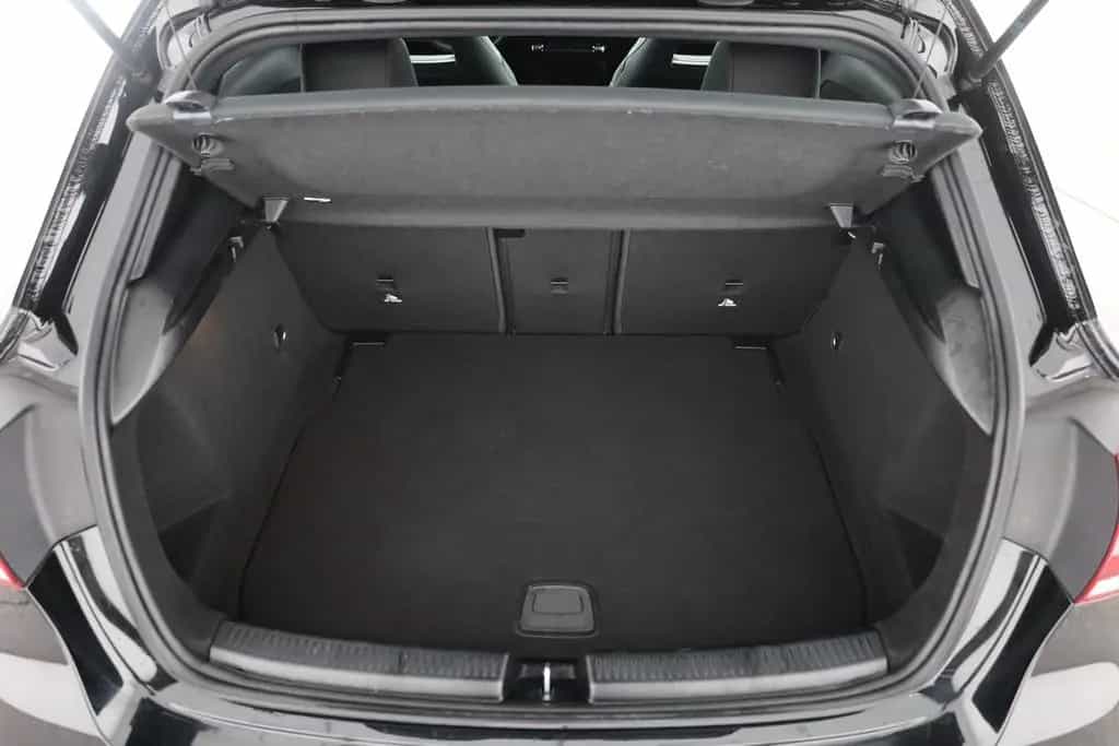 Mercedes-Benz A 35 AMG A35 AMG 4Matic LED Navi Alcantara AHK Kamera DAB 01/2021-photo-24
