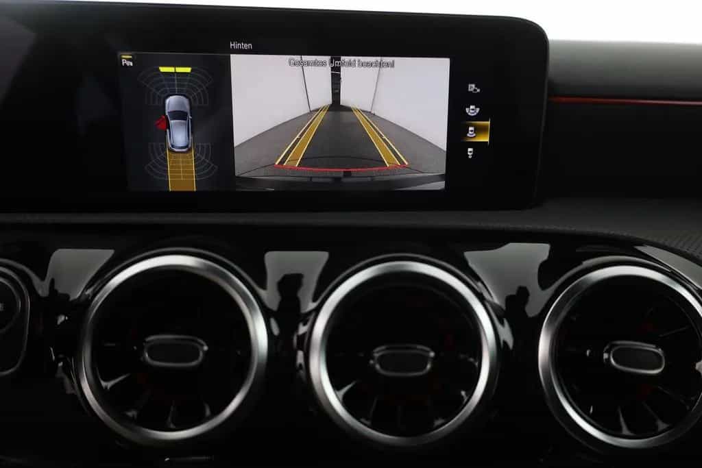 Mercedes-Benz A 35 AMG A35 AMG 4Matic LED Navi Alcantara AHK Kamera DAB 01/2021-photo-25