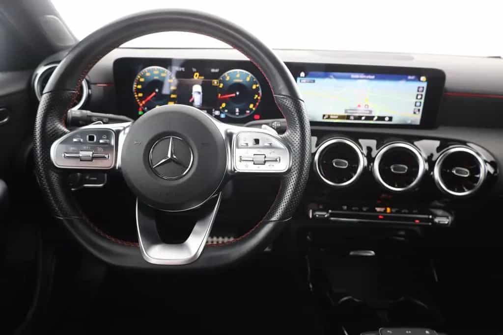 Mercedes-Benz A 35 AMG A35 AMG 4Matic LED Navi Alcantara AHK Kamera DAB 01/2021-photo-9