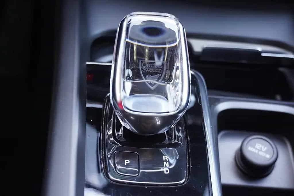 Volvo XC60 2.0 M-Hybrid Inscription 2WD LED Navi Leder 06/2020-photo-15