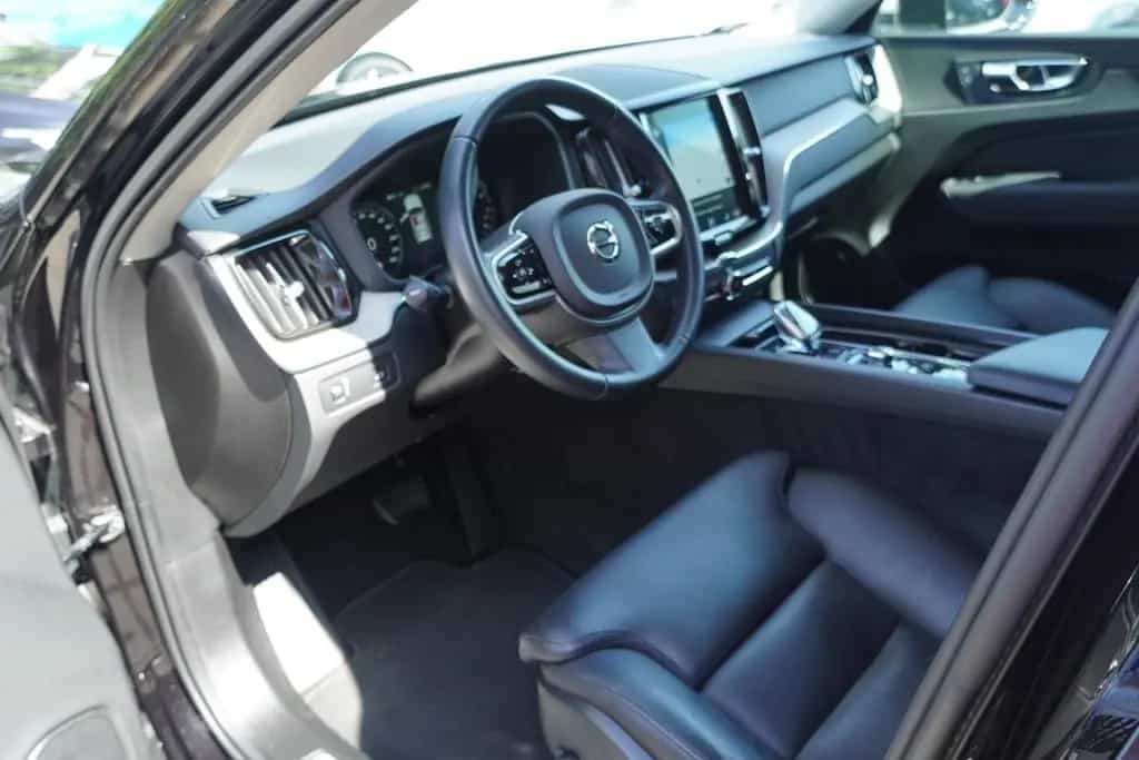 Volvo XC60 2.0 M-Hybrid Inscription 2WD LED Navi Leder 06/2020-photo-25
