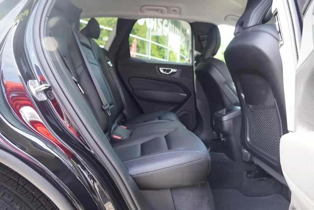 Volvo XC60 2.0 M-Hybrid Inscription 2WD LED Navi Leder 06/2020-photo-28