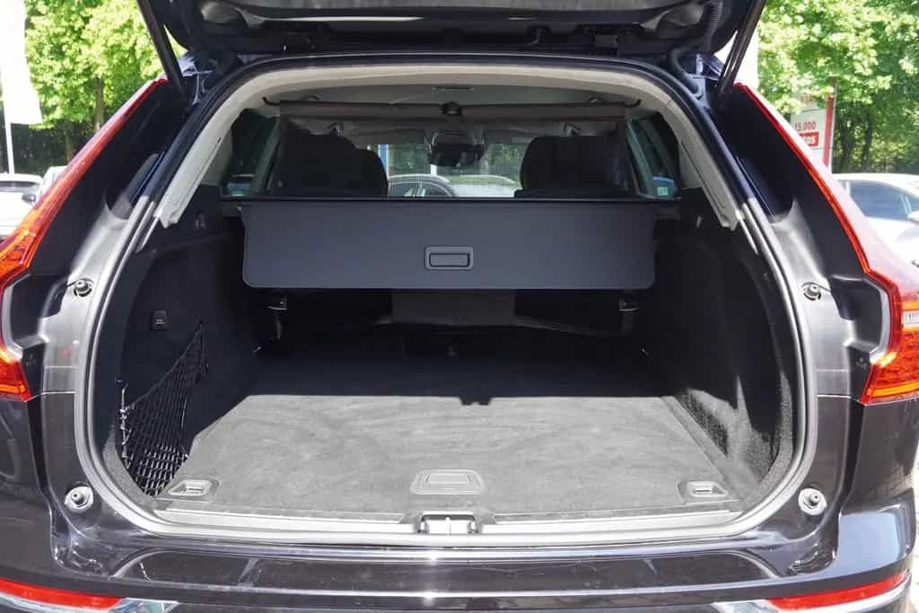 Volvo XC60 2.0 M-Hybrid Inscription 2WD LED Navi Leder 06/2020-photo-29