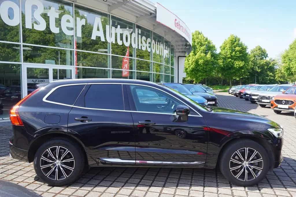Volvo XC60 2.0 M-Hybrid Inscription 2WD LED Navi Leder 06/2020-photo-3