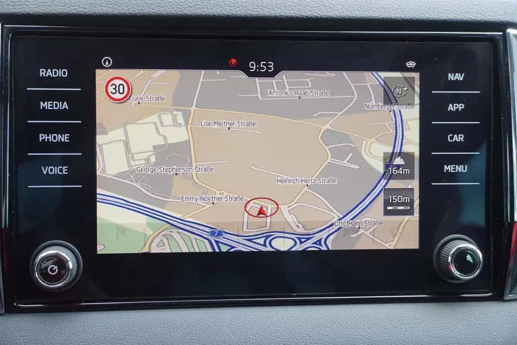 Skoda Karoq 1.5 TSI DSG Style LED Navi SmartLink PDC 09/2018-photo-11