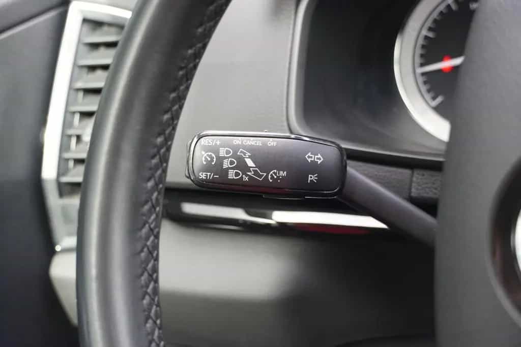 Skoda Karoq 1.5 TSI DSG Style LED Navi SmartLink PDC 09/2018-photo-17