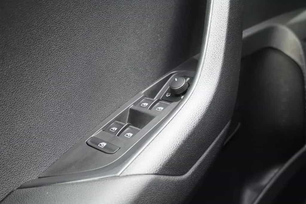 Skoda Karoq 1.5 TSI DSG Style LED Navi SmartLink PDC 09/2018-photo-20