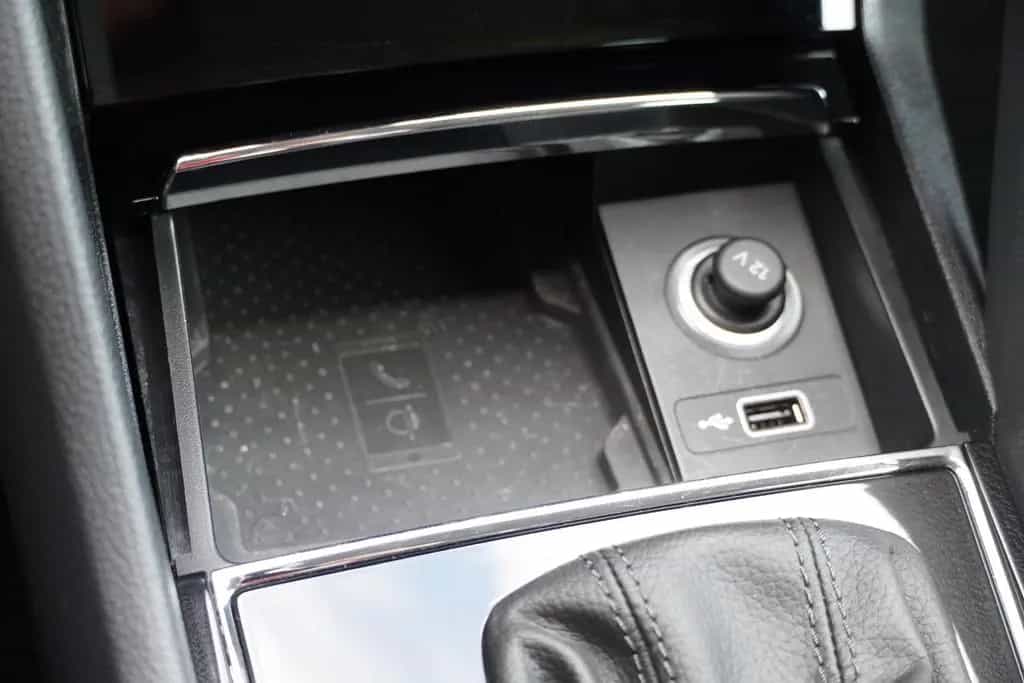 Skoda Karoq 1.5 TSI DSG Style LED Navi SmartLink PDC 09/2018-photo-23