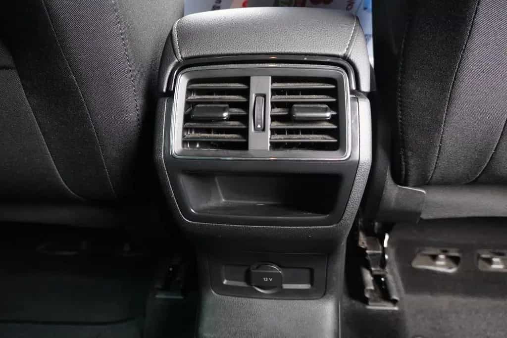 Skoda Karoq 1.5 TSI DSG Style LED Navi SmartLink PDC 09/2018-photo-29
