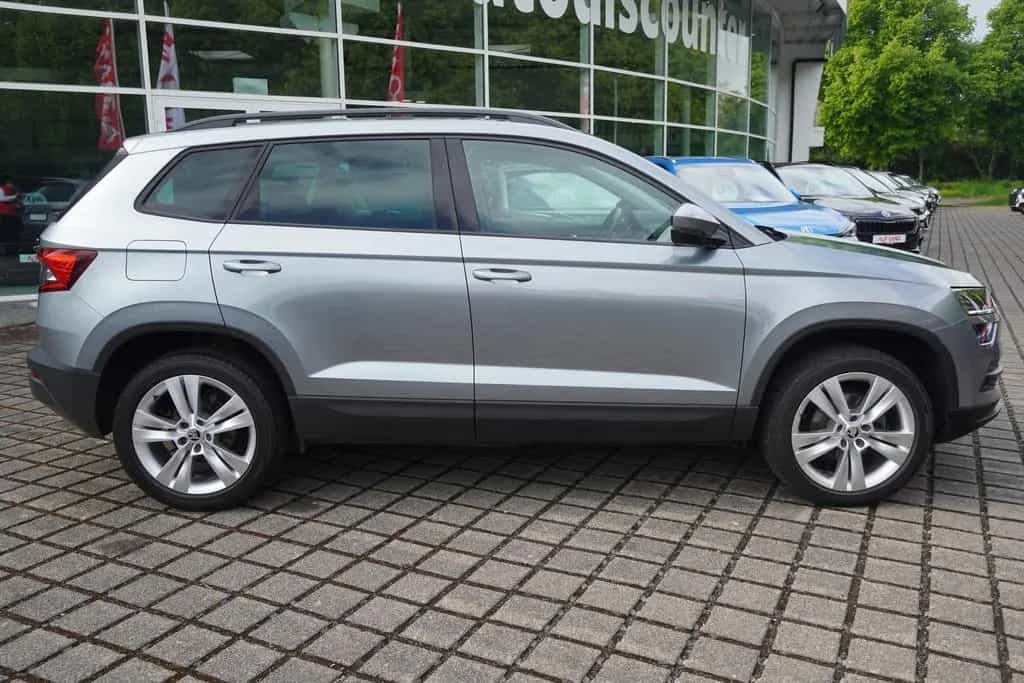 Skoda Karoq 1.5 TSI DSG Style LED Navi SmartLink PDC 09/2018-photo-3