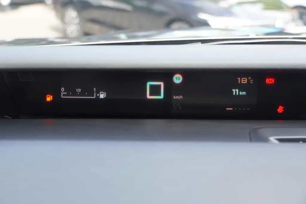 Citroën C3 Aircross 1.2 PureTech 100 LED Kamera Tempomat 08/2025-photo-17