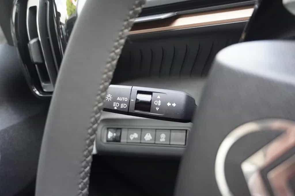 Citroën C3 Aircross 1.2 PureTech 100 LED Kamera Tempomat 08/2025-photo-19