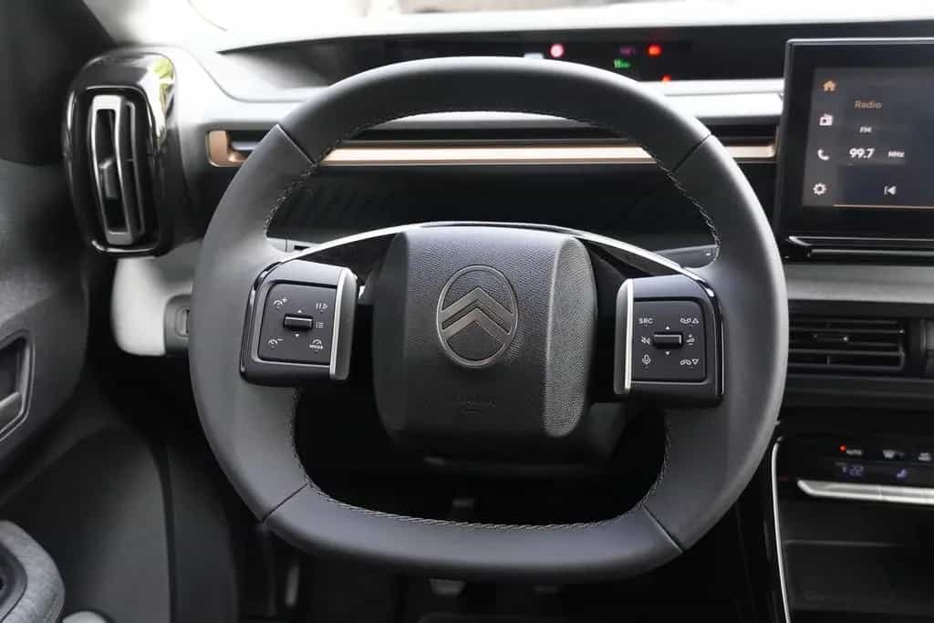 Citroën C3 Aircross 1.2 PureTech 100 LED Kamera Tempomat 08/2025-photo-9