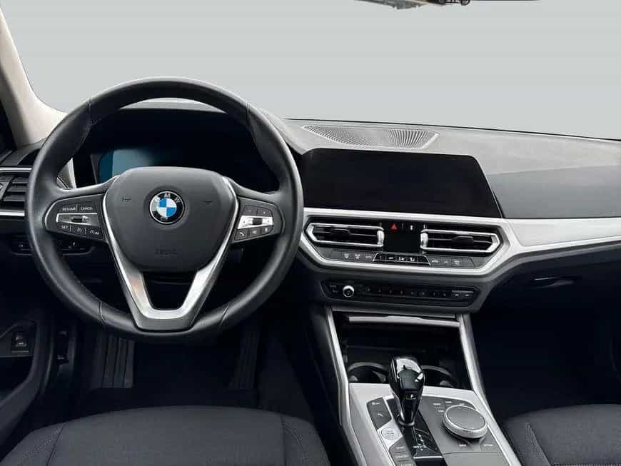 BMW 320 d Touring xDrive Aut. PDC* AHK* 04/2021-photo-14