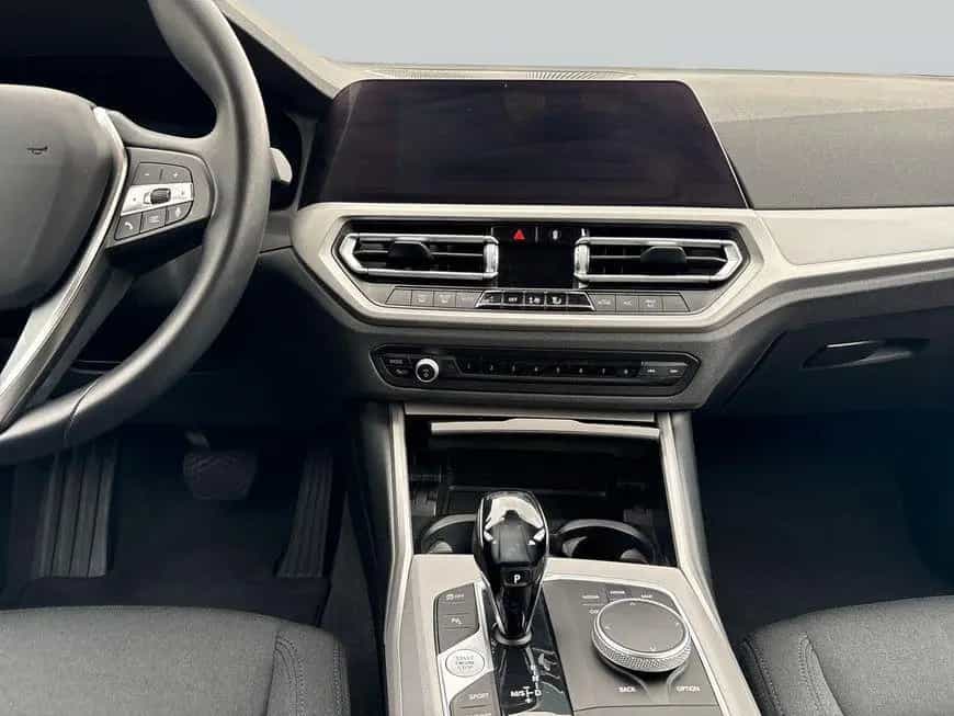 BMW 320 d Touring xDrive Aut. PDC* AHK* 04/2021-photo-15