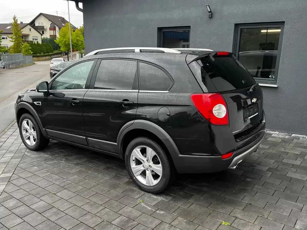 Chevrolet Captiva 2.2 Diesel LT+ Automatik/7Sitzer 02/2013-photo-1