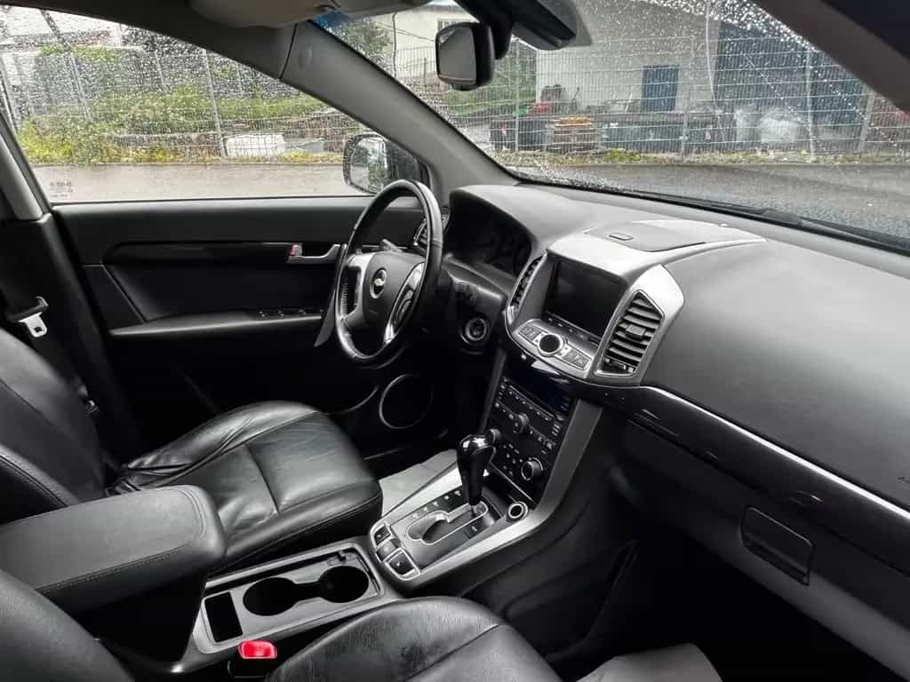 Chevrolet Captiva 2.2 Diesel LT+ Automatik/7Sitzer 02/2013-photo-9